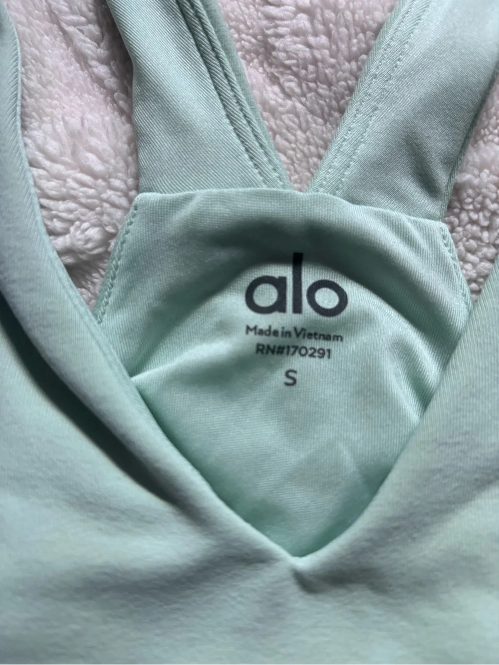 ALO Yoga Mint Green V-Neck Sports Bra - Picture 3 of 4